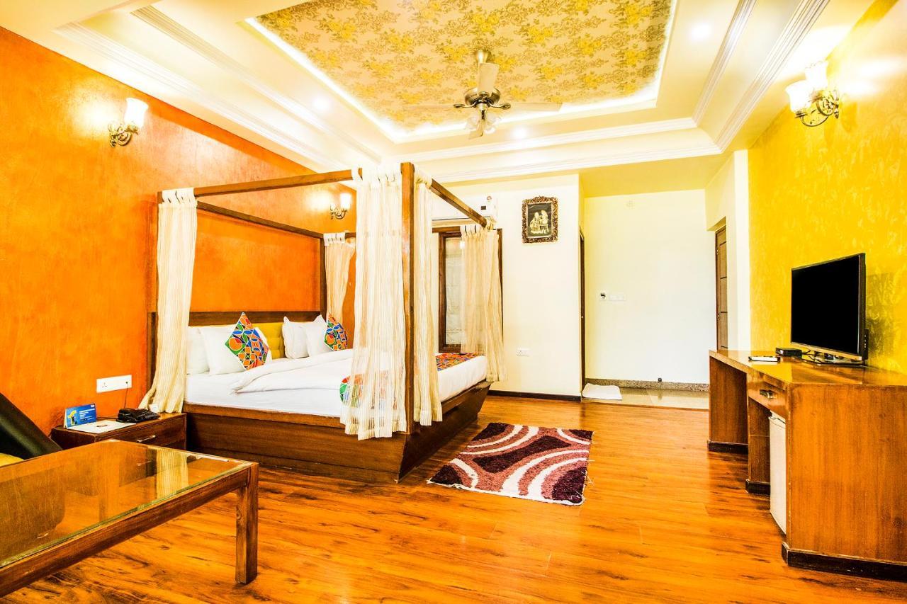 Hotel Golden Sands 자이푸르 외부 사진