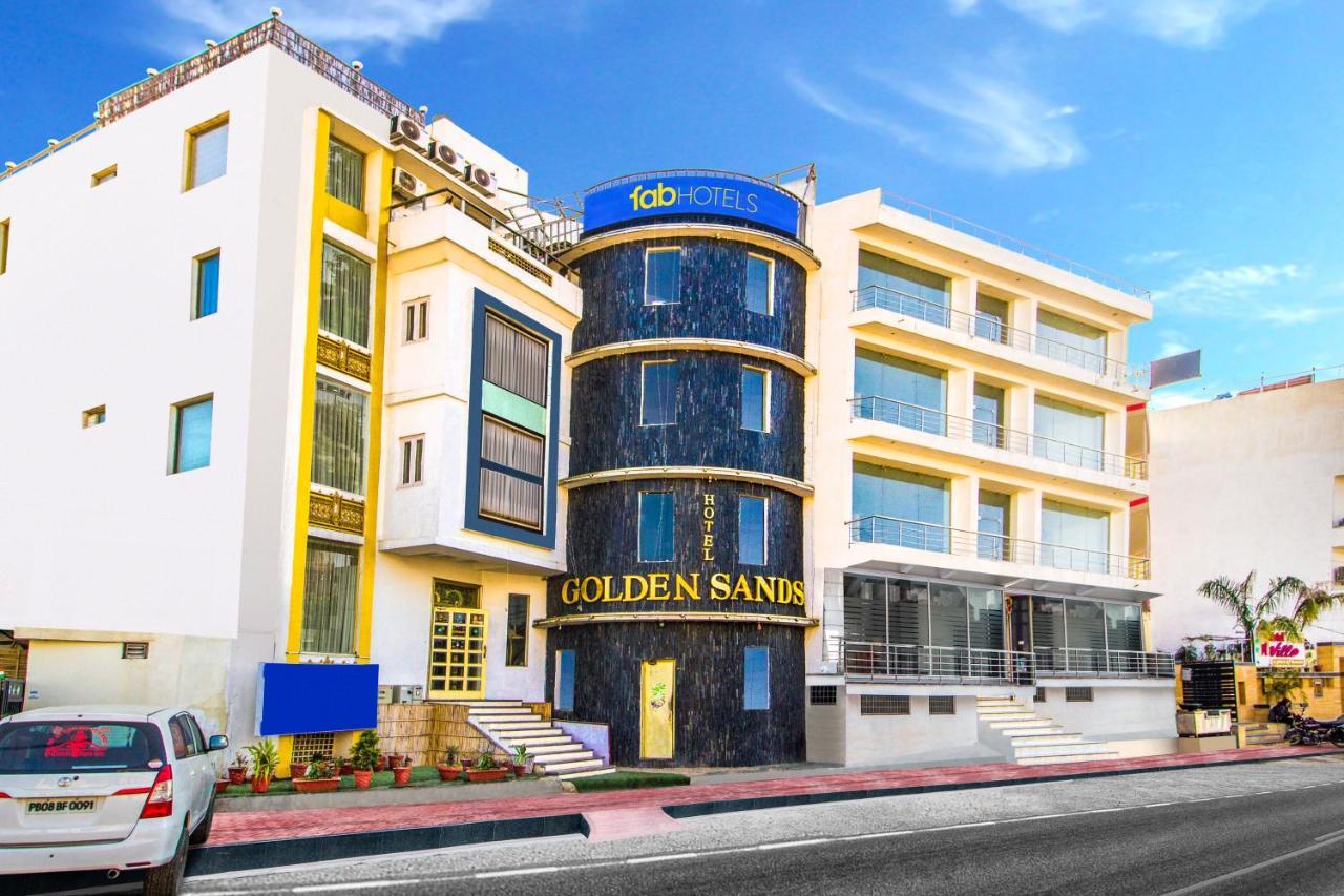 Hotel Golden Sands 자이푸르 외부 사진