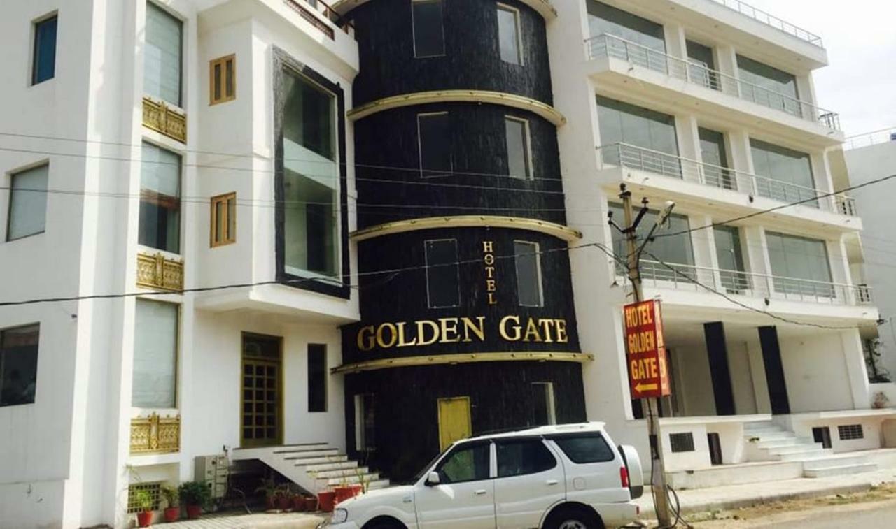 Hotel Golden Sands 자이푸르 외부 사진